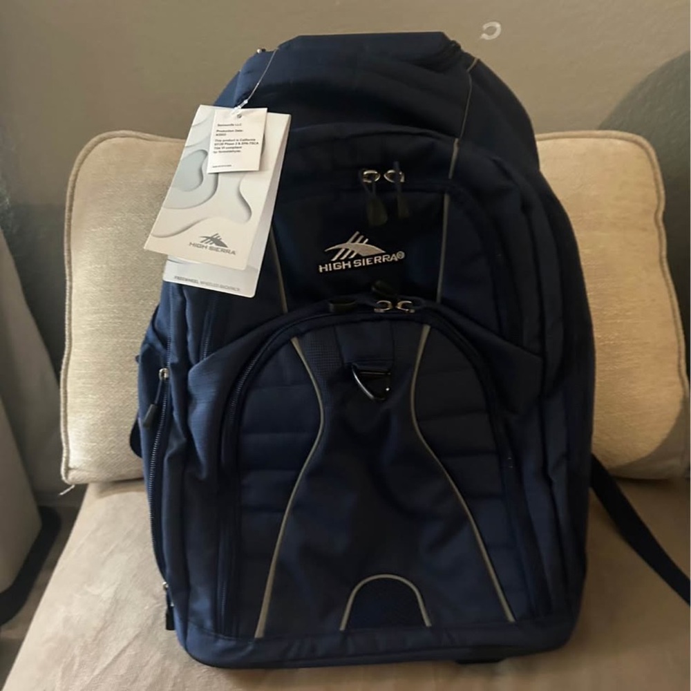High Sierra Navy  Men's Laptop Backpack/Wheel on Carry on